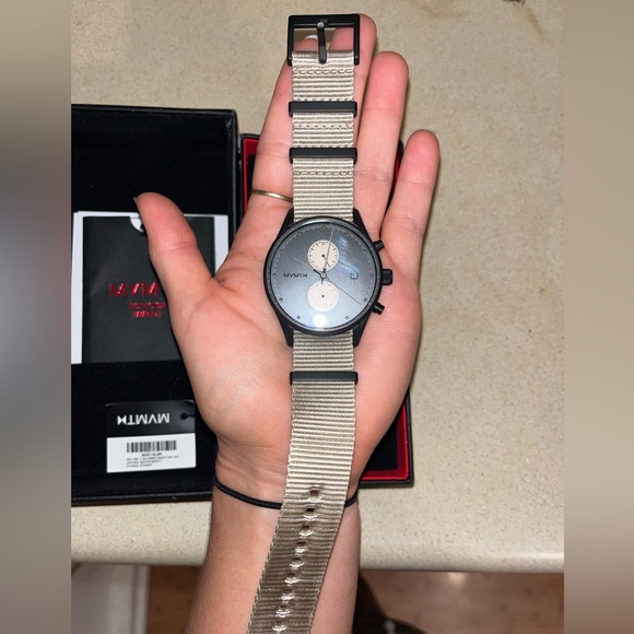 MVMT Men’s Watch - Picture 6 of 8